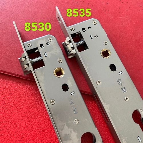 断桥铝合金门锁通用型锁体老式锁芯塑钢门窗执手锁8530/85358525