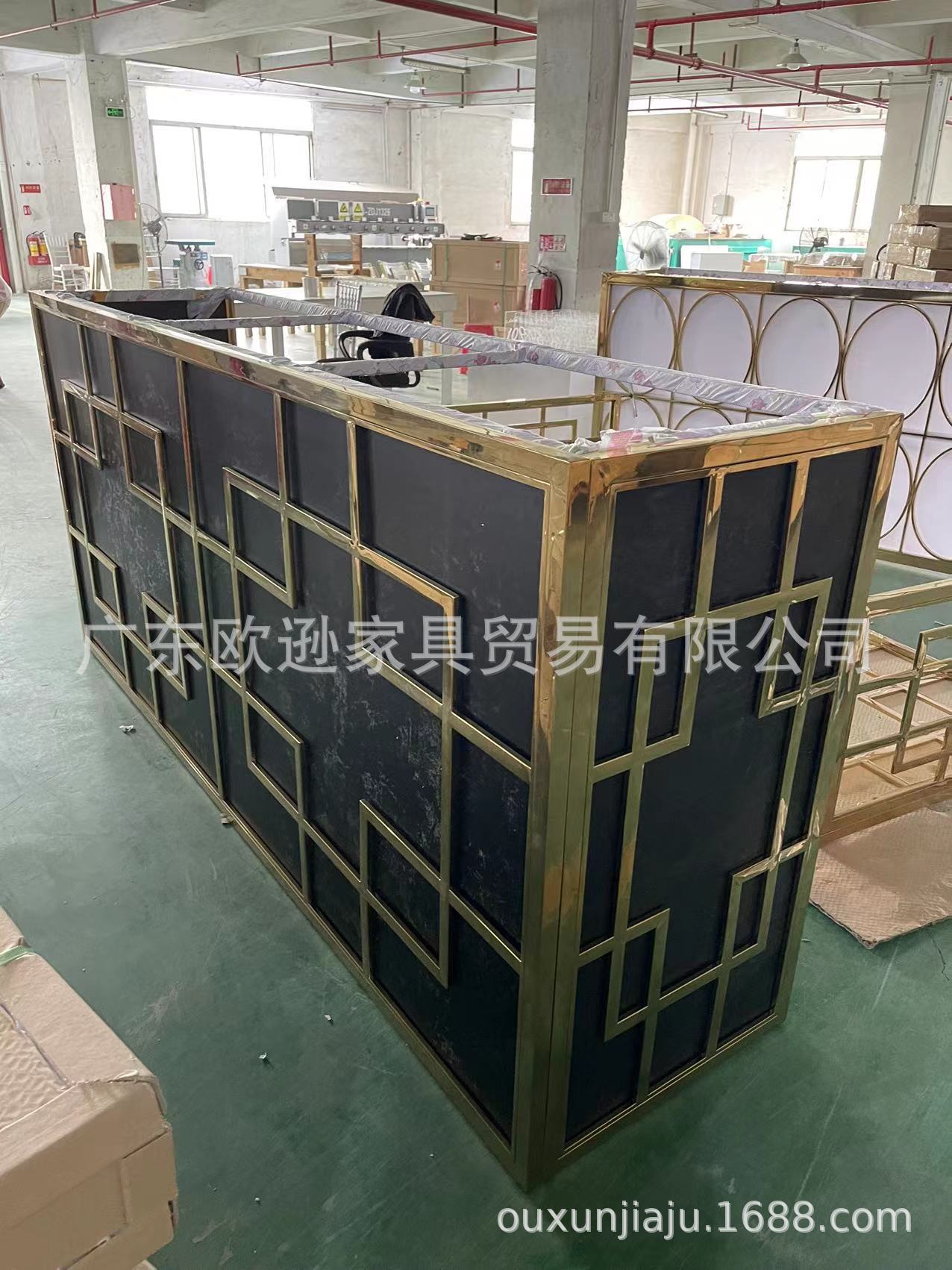不锈钢加亚克力混合材料婚庆装饰大吧台亚克力吧桌