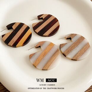 耳钉女圆形轻奢耳环时尚复古耳饰银针气质百搭木片树脂几何高级感