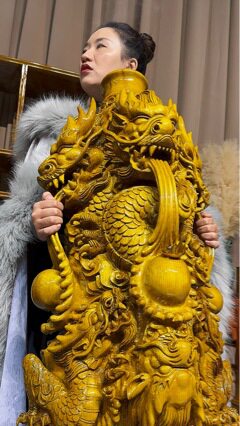 金丝楠木九龙水烟筒整体制作手工刻画一体镂空制作