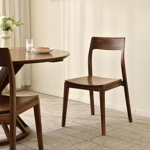 胡桃木实木黑550北欧家用餐椅餐厅硬板北美克威尔全伯坐垫椅子