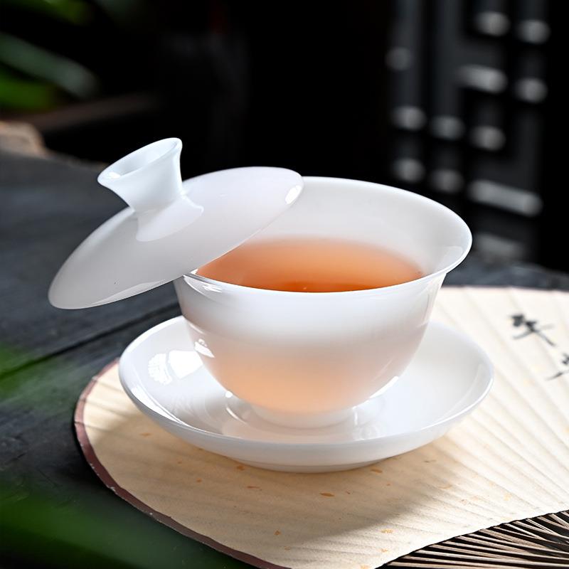 高档冰种羊脂玉瓷盖碗陶瓷三才泡茶器单敬茶碗可悬停粉色花瓣薄胎图片