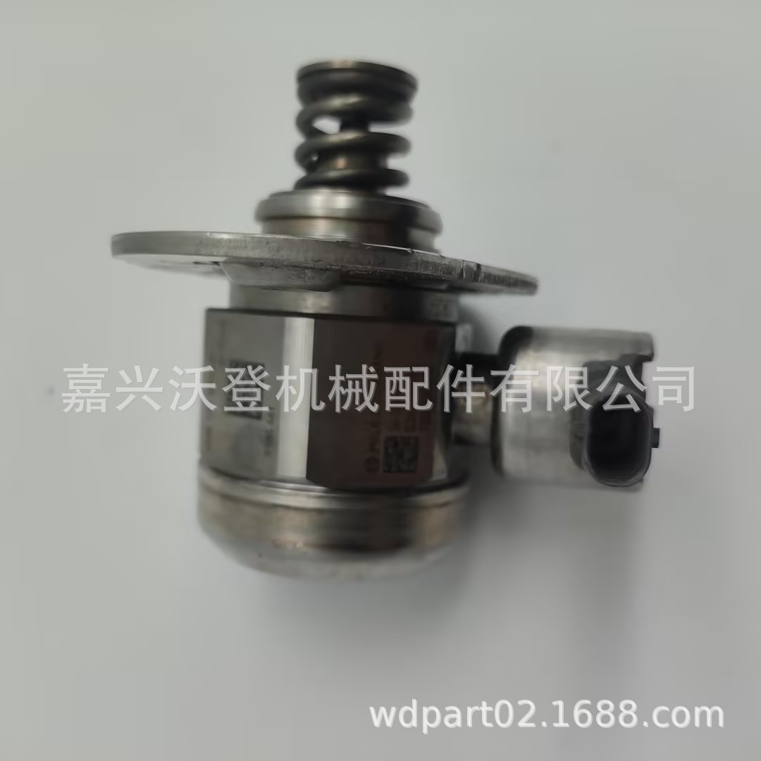 13518604229高压油泵适用于宝马228i328i
