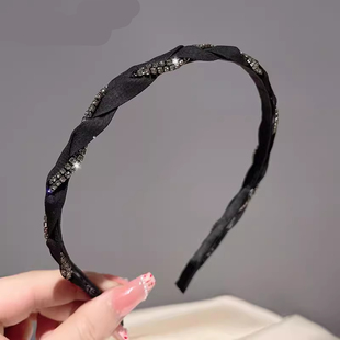 2024年新款 潮水钻辫子网红发箍女简约细发卡洗脸外出头箍压发头饰