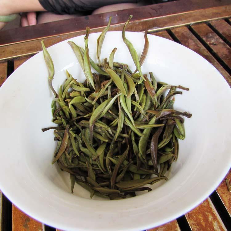 景谷大白毫云南普洱茶芽头2022年秧塔月光白生茶饼产地白毫银