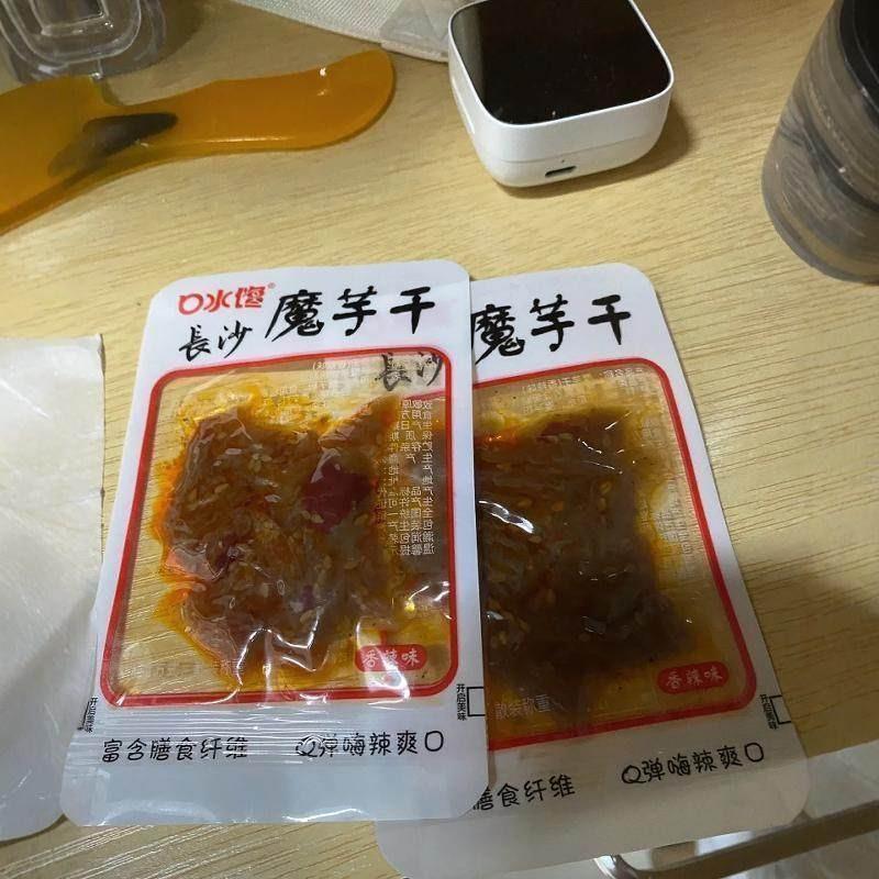 湖南长沙特产香辣魔芋干丝网红零食爆款麻辣小吃魔芋爽辣条魔竽干