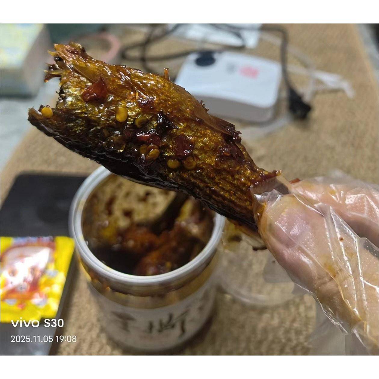 新货鸭八仙湖南农家特产手撕鱼香辣东江鱼干下饭菜零食开袋即食小