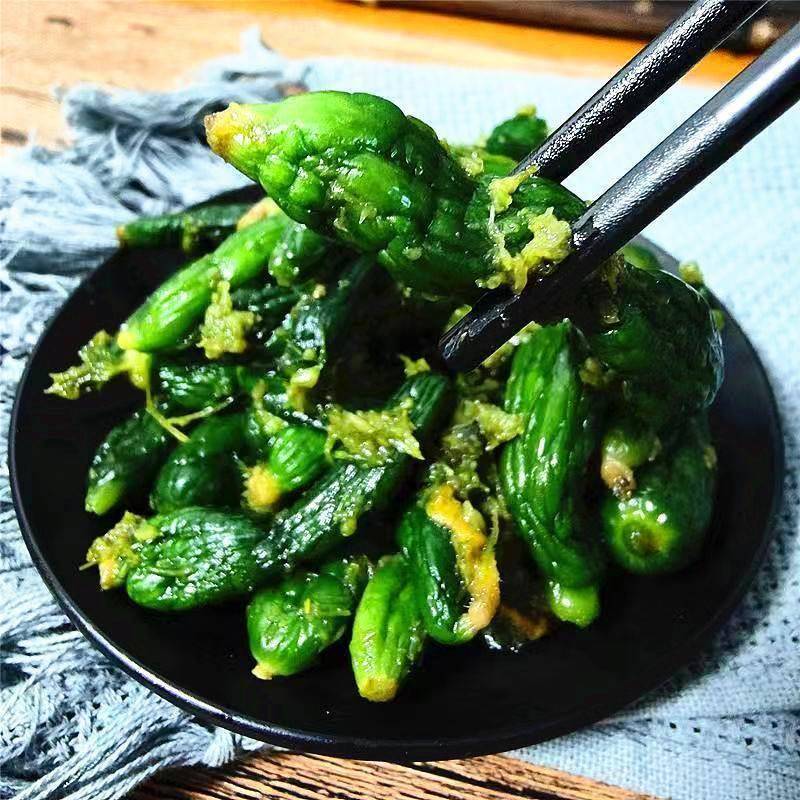 东北韭菜花黄瓜咸菜特色韭菜花小黄瓜下饭菜鲜咸可口美味东北咸菜