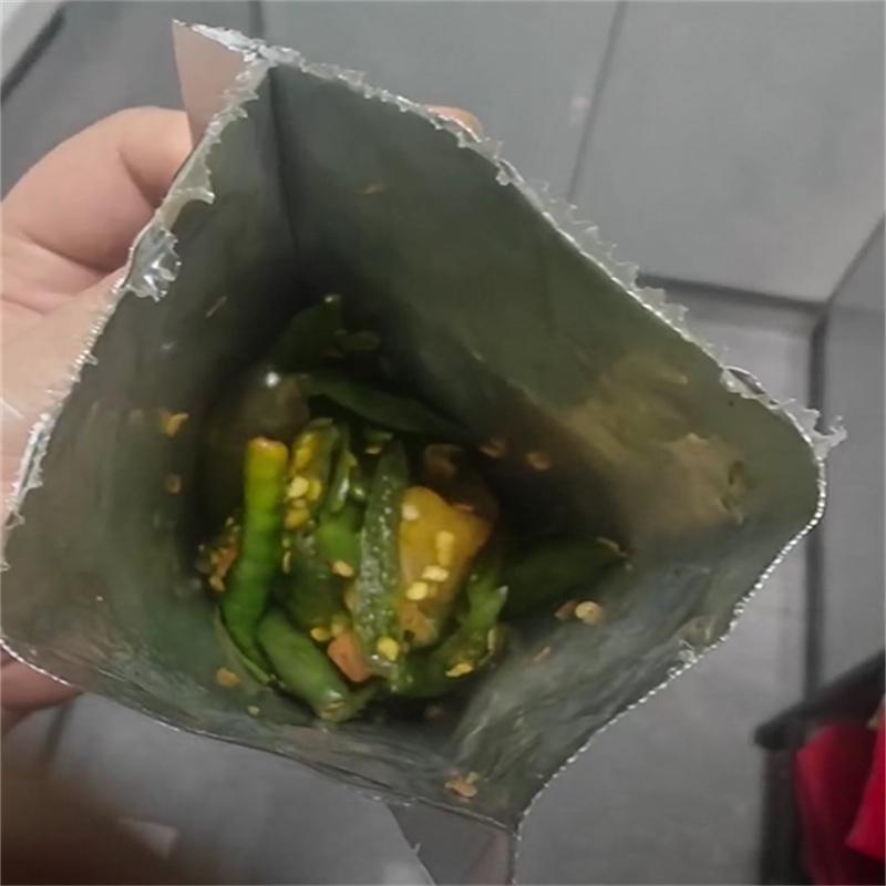 新日期特制腌辣椒小米椒青椒泡椒下饭菜咸菜剁椒辣椒酱