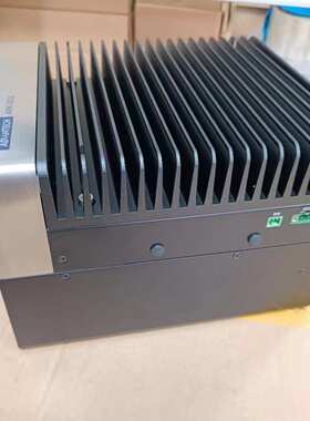 研华 ARK-3532B 无风扇工控机，支持10代处理器，恶劣环境使用