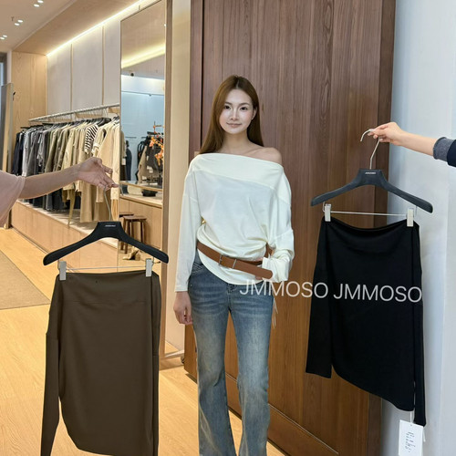 JMMOSO-调性博主风一字肩斜肩宽松百搭长袖T恤J89128