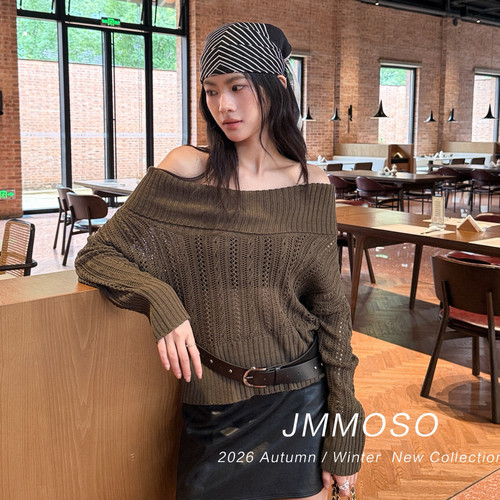 ZY GODDESS-上新网红博主风翻领一字肩宽松镂空百搭针织衫JW5522