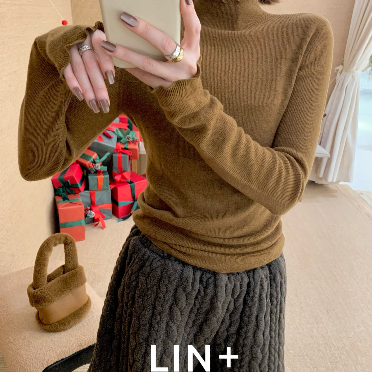 LIN+  -上新～必入跑量木耳边超细绵羊毛叠穿打底衫（含100绵羊毛