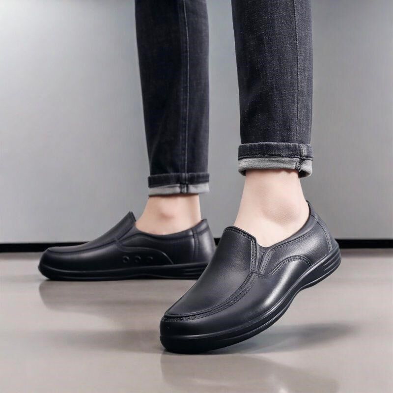 新款男鞋低帮g厨师全包轻便工作防滑透气防臭男士耐磨鞋底休闲鞋