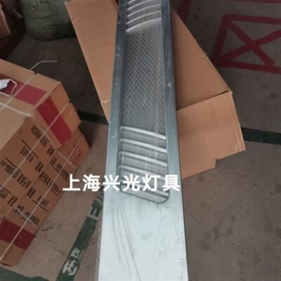 勇猛收割前塑料保险杠 老款