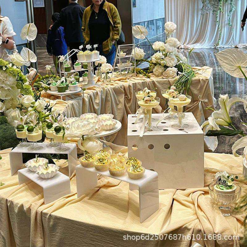 婚庆道具铁艺甜品台圆形s形组合森系户外婚礼草坪摆件迎宾区布置