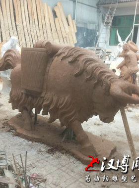 藏族人物雕塑泥塑模型雕塑玻璃钢雕塑制作户外摆放马帮人物雕塑