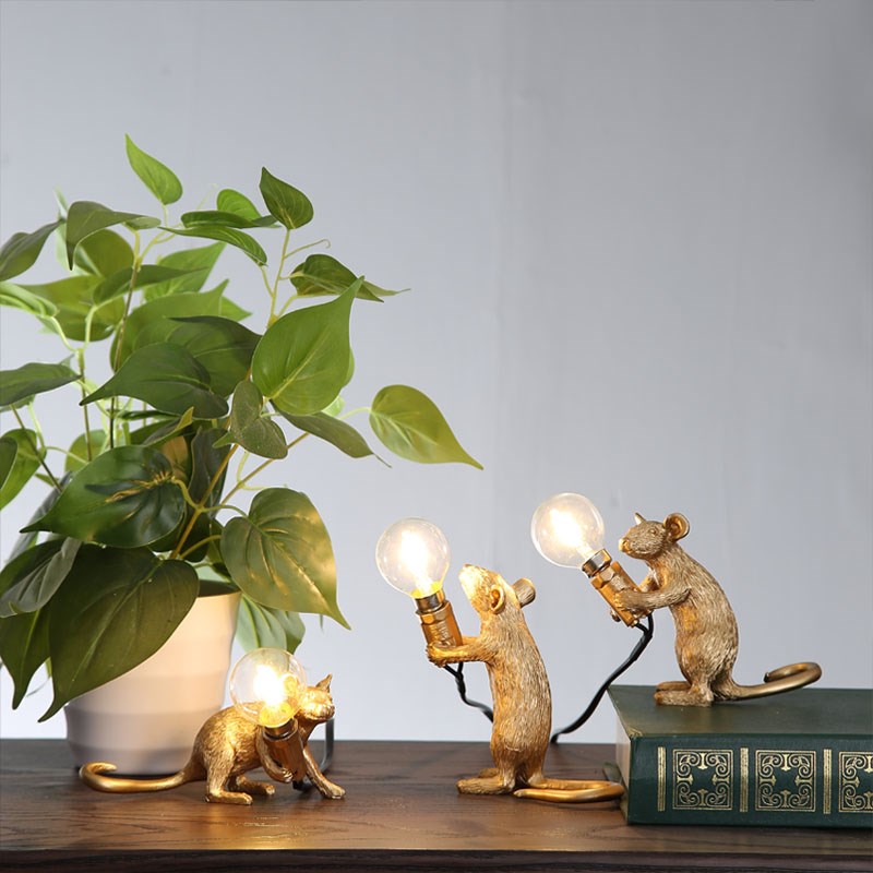 北欧简约创意迷你小老鼠台灯儿童房床头书柜办公桌送礼物装饰灯具