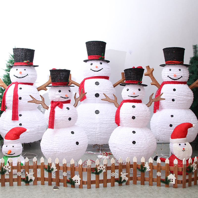 圣诞雪人发光摆件大型伸缩毛绒公仔圣诞节装饰圣诞树商场场景布置