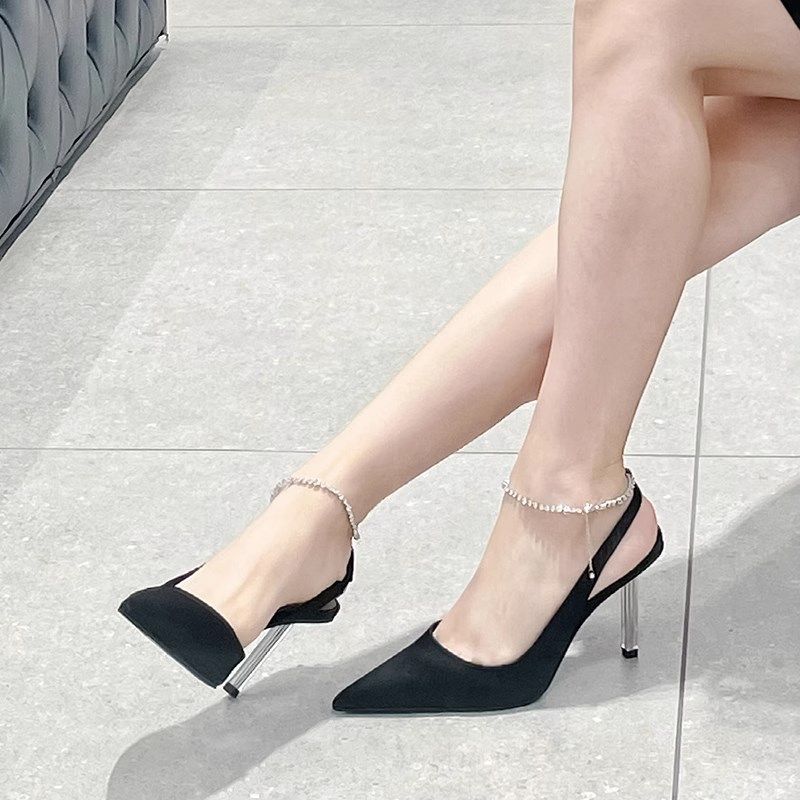 绝美尖头高跟鞋女气质高级感米白色D法式后空细跟包头凉鞋女款夏