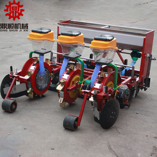 一垄三行玉米施肥铺膜滴灌喷药播种一体机花生豆类油葵膜上点播机