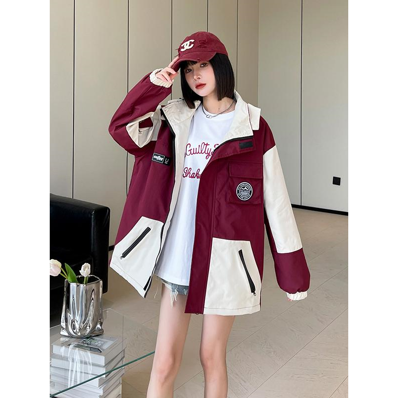 美式冲锋衣2025春秋新款宽松大码胖MM初高中学生洋气夹克外套女