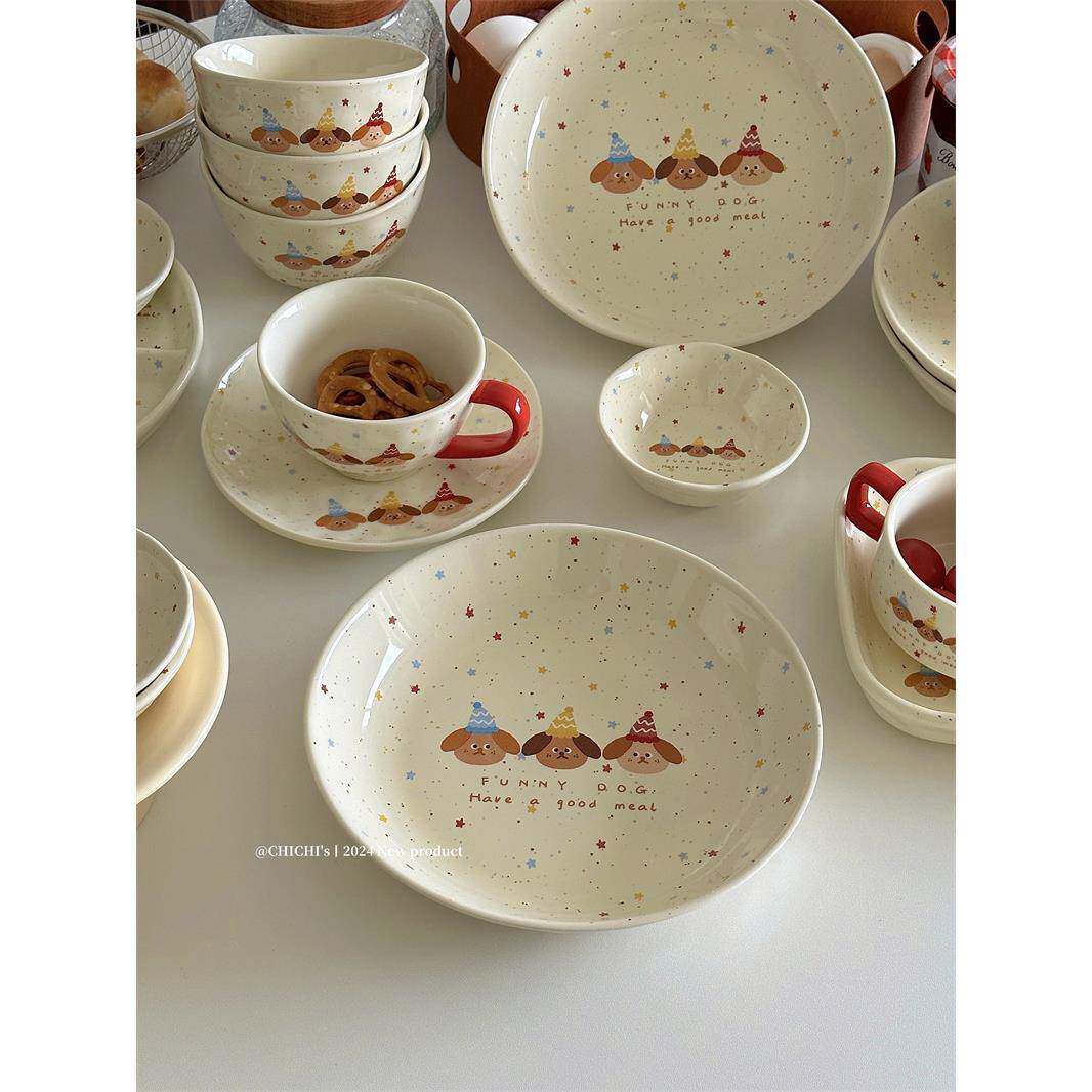 这套餐具太火啦！超可爱彩色喷点小狗插画陶瓷碗盘减脂分格盘餐具