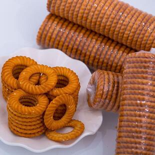 新货正宗老牌子贵州通心饼酥脆圆圈空心饼干零食爆款儿时童年7080