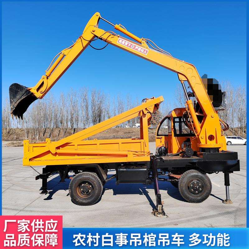 四不像挖坑下葬两头忙轮式四不像龙门吊挖一体机上操视野开阔