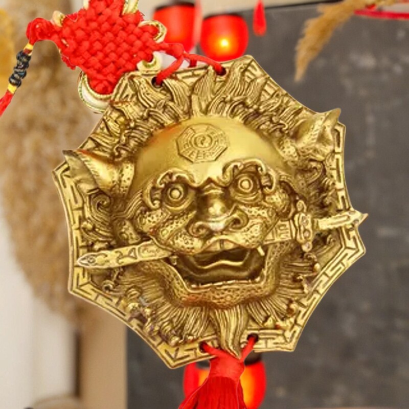 铜狮咬剑虎头牌挂件摆件