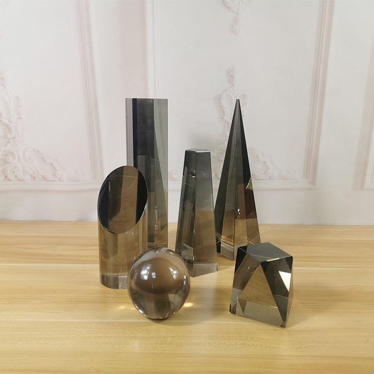现代简约轻奢烟灰色水晶几何体摆件样板房售楼处软装饰品摆设