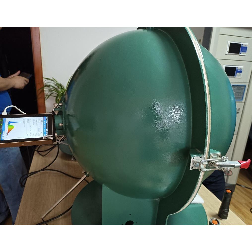 LED手电筒测试系统光通量色温积分球LED光谱测试仪