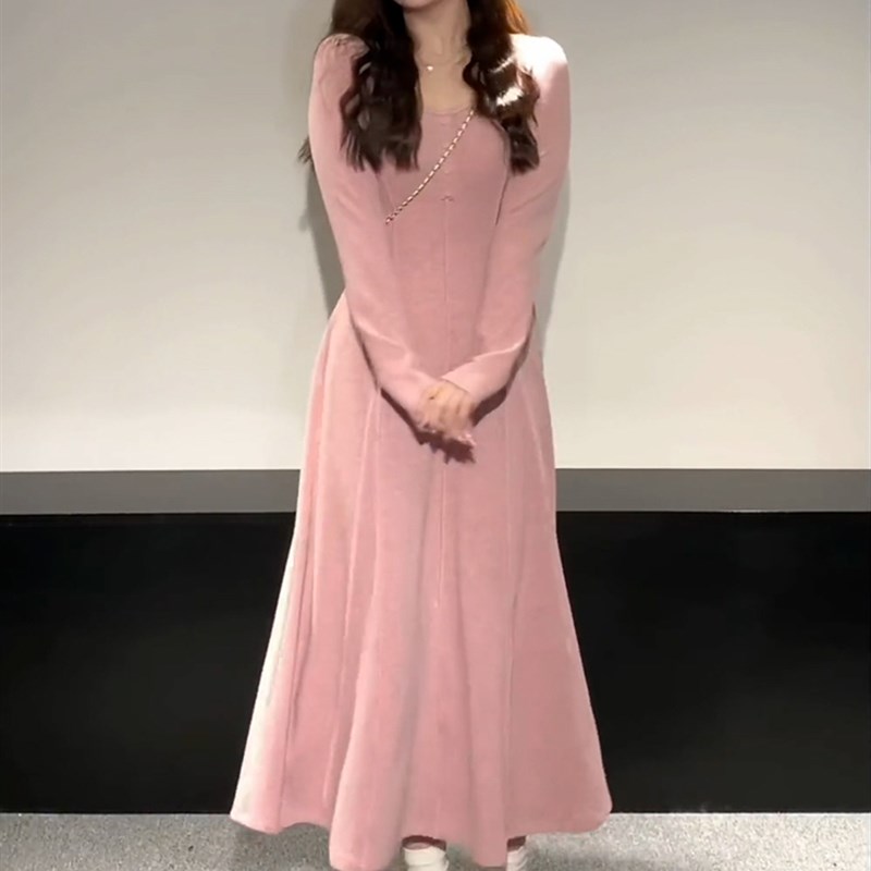 大码法式高级感长袖针织连衣裙女秋冬微胖mm遮肉显瘦W内搭打底裙