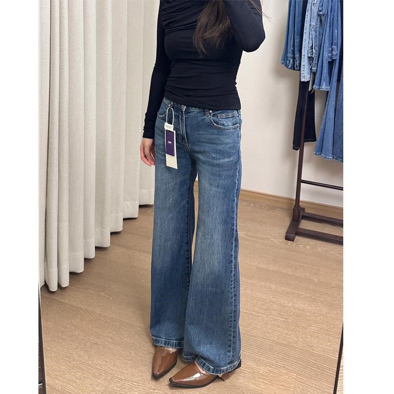 不贴腿微喇牛仔裤女春季新款胖妹妹梨形身材高腰显瘦直筒喇叭裤子