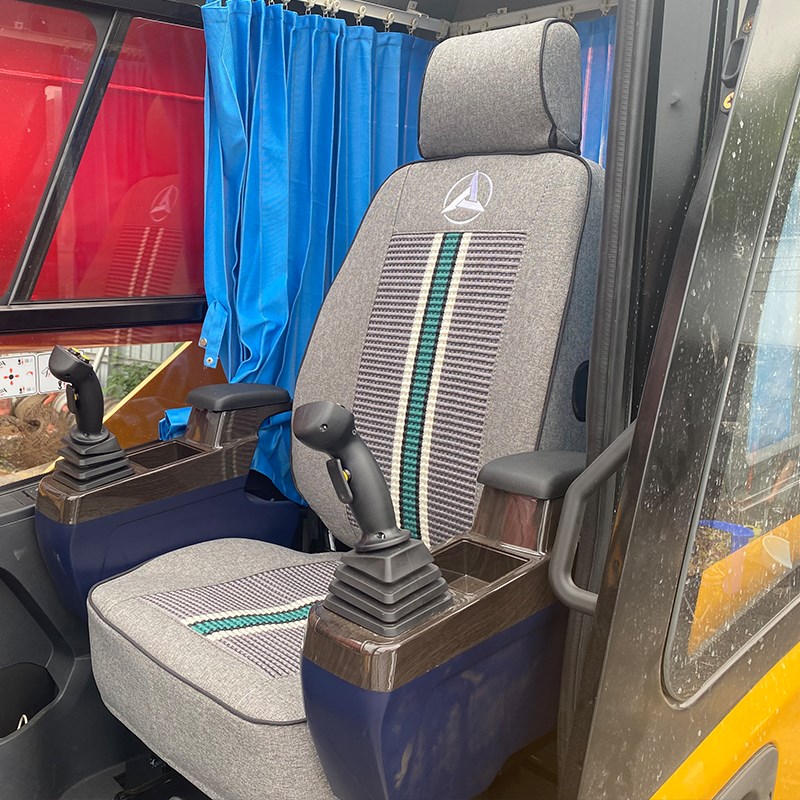 三一新两室吨//55//220吨吊车0C5-8 0C5-8 0T5-8座