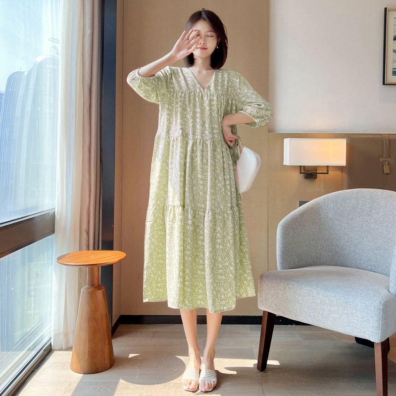 孕妇装夏装连衣裙2025新款长款过膝宽松遮肚不显怀洋气碎花雪纺裙