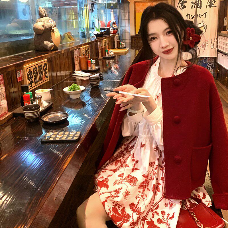 渔小平 甜姐儿 红色过年红羊毛双面呢外套女2024秋冬新款短款上衣