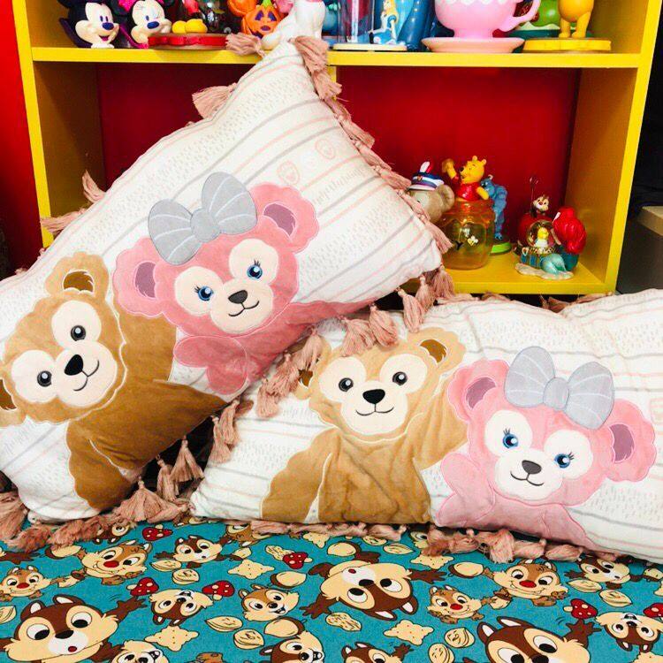 可爱卡通动漫达菲熊系列抱枕羽绒棉枕头单人学生宿舍大枕头靠垫