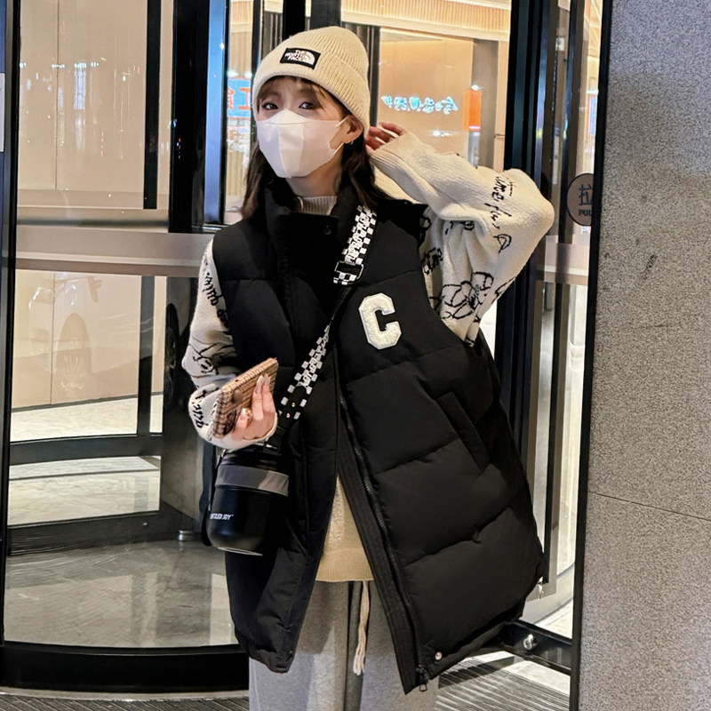 2024秋冬爆款羽绒马甲女外穿背心休闲百搭学院风网红马夹坎肩大码