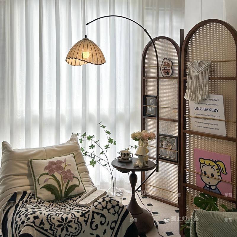 新品法式中古风氛围感钓鱼落地灯客厅沙发置物边几V卧室床头柜台