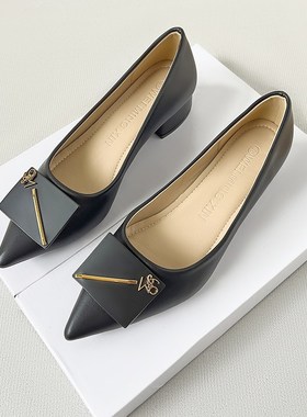 通勤软底黑色工作鞋2023新款粗跟单鞋尖头气质飘鞋平底鞋法式女鞋