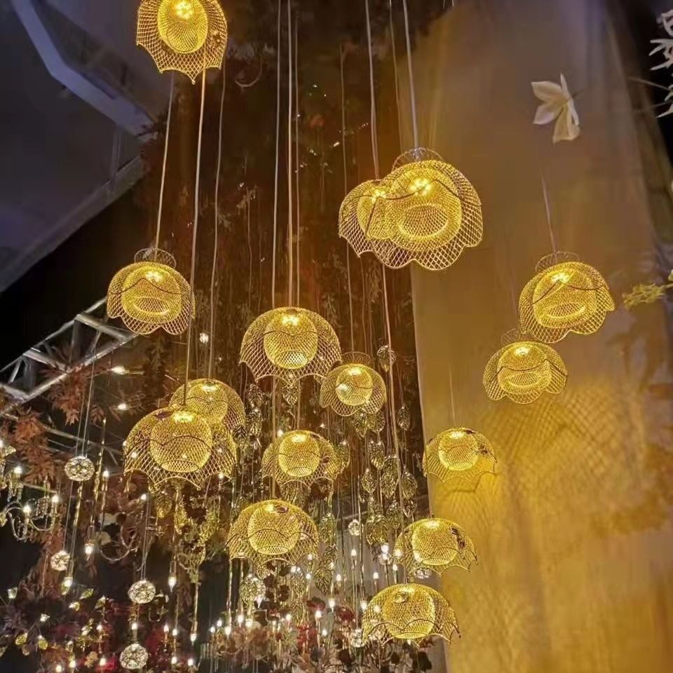 新款婚礼装饰灯铁艺电镀皇冠舞台布置10头铃兰花吊灯婚庆道具,家装灯饰光源,酒店/宴会厅/餐饮吊灯,淘宝优惠券,粉丝福利购,淘宝优惠卷