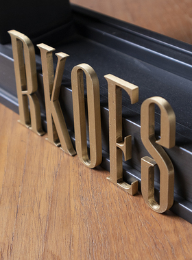 J.W 欧式黄铜英文字母墙酒店商业空间门牌创意定制广告字