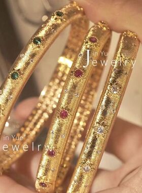 绝美手镯人间富贵花布契拉丝工艺奢华镶钻复古红宝石祖母绿贵妃镯
