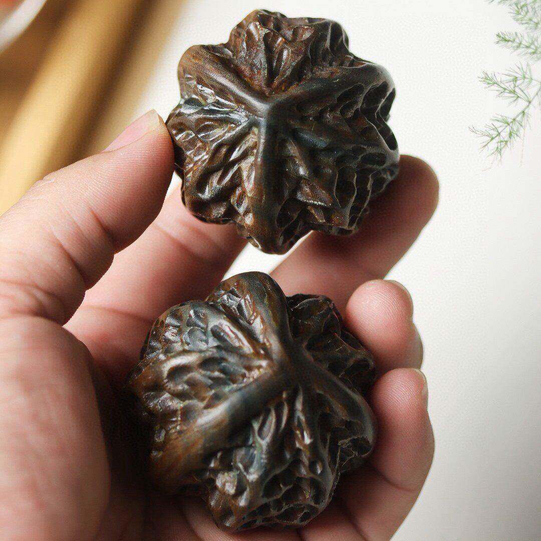 绿檀手球 玉檀香保健球 按摩文玩手把件老人礼品手工打磨木雕手球