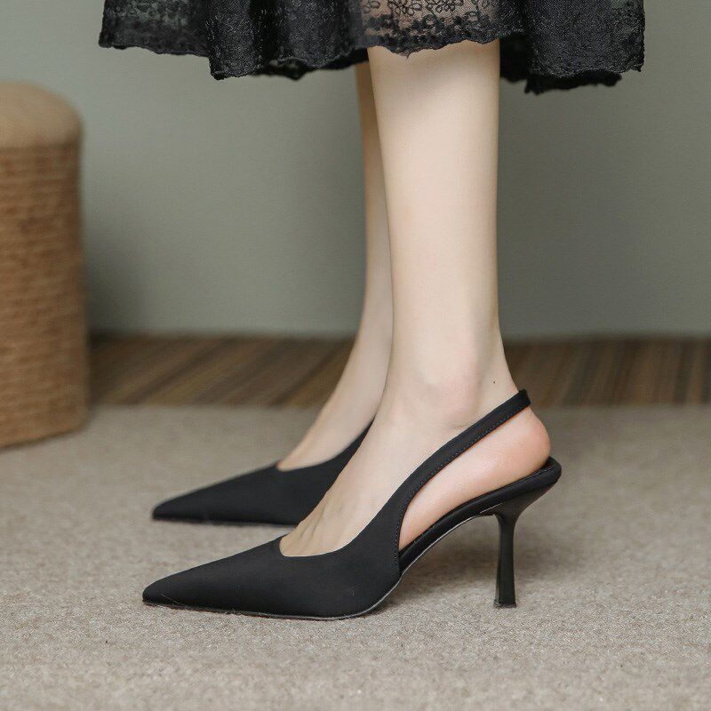 黑色一字扣带细跟凉鞋女夏季新款尖头包头气质高级感高跟鞋配裙子