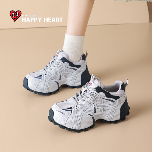 查尔斯桃心时尚百搭增高老爹鞋女