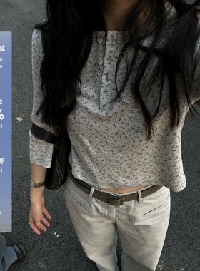POXFFEE灰色碎花v领七分袖T恤女士复古宽松设计感小众打底衫上衣