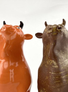 新品不仁斋薛继i业陶瓷雕塑生肖牛新中式家居雕塑摆件牛气冲天摆