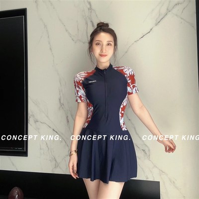 笑姐泳衣半夏温k泉度假泳衣女运动时尚户外大码保守裙式平角